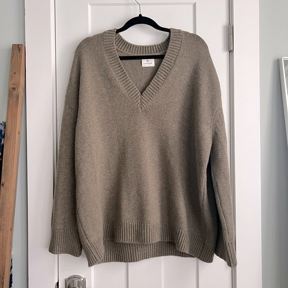 ANINE BING Rosie Cashmere V-Neck Oversized Sweater Olive Green - Picture 2 of 6